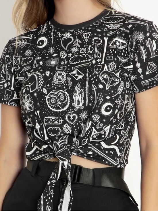 Blackmilk Tops - BlackMilk Black & White Creepy Cute Tie Front Tee